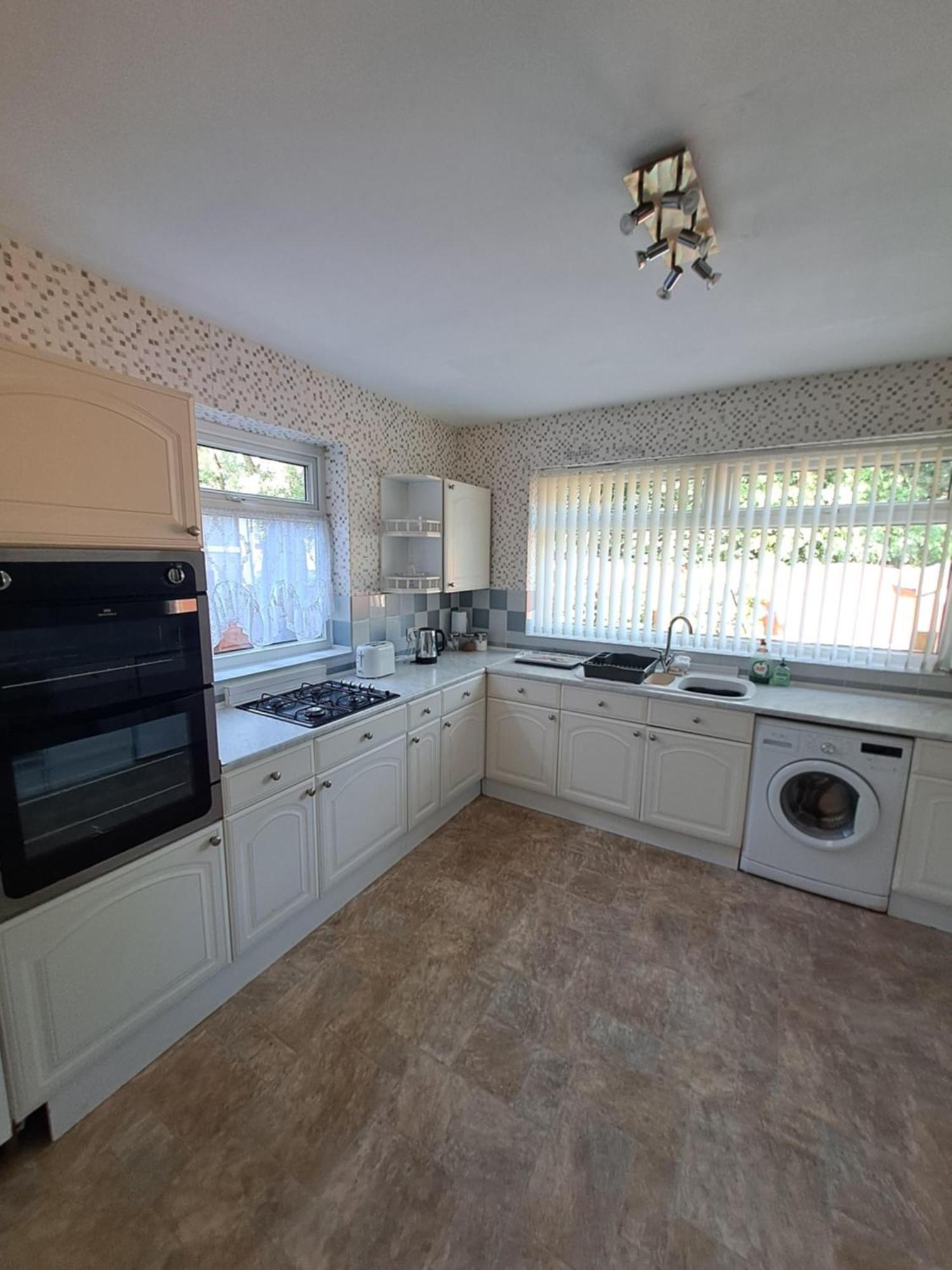 Dalton House - Three Bedroom Property Stretford Free Parking Near The Trafford Centre Manchester Zewnętrze zdjęcie